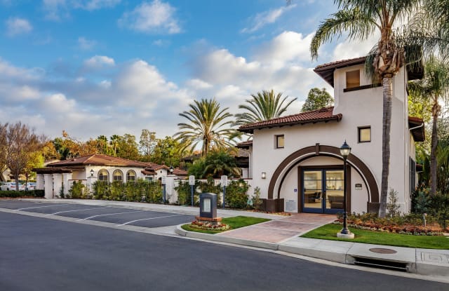 Laurel Canyon Apartment Homes photos photos