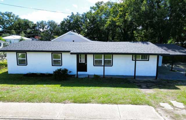 1461 Irish Hill Dr photos photos