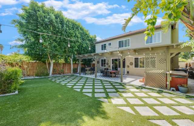 18241 Arminta St photos photos