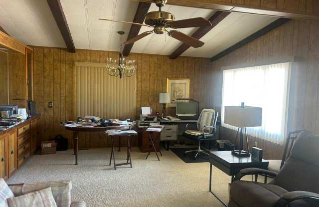 Long term rental on the Golf Course Gallery 3