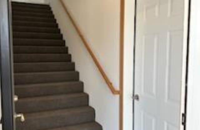 1425 Peterson Drive - 407 photos photos