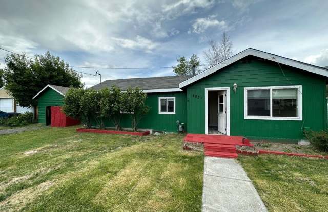 4831 Frieda photos photos