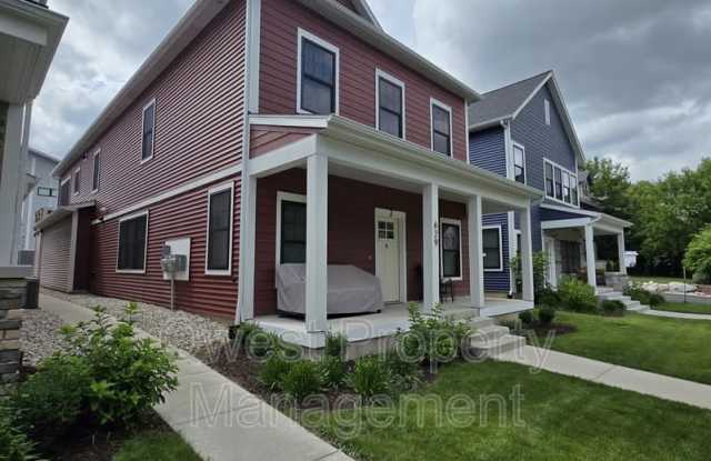 629 Fairview Ave photos photos