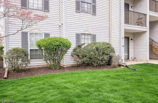 15 Fisher Dr - 15 Fisher Drive, Franklin Park, NJ 08823