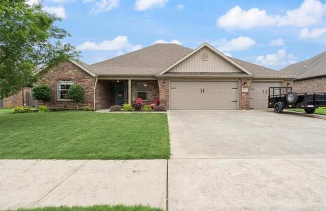 711 Tamarron Drive photos photos