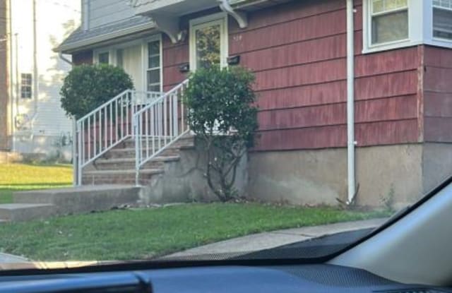 220 Columbia ave 2 - 220 Columbia Avenue, Lodi, NJ 07644