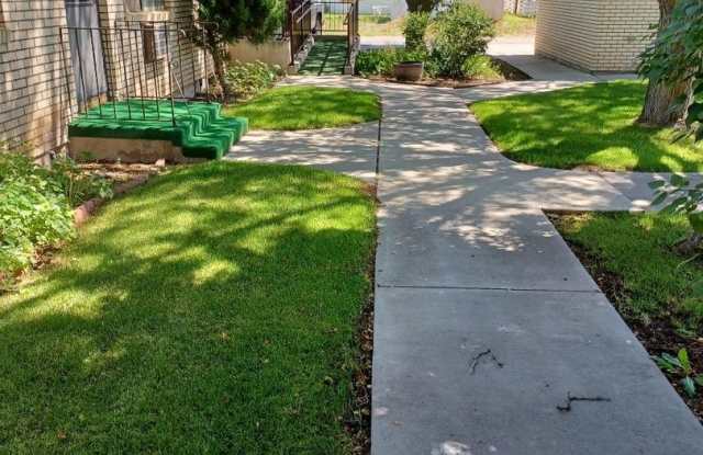 South Downey Apartments Gallery 3