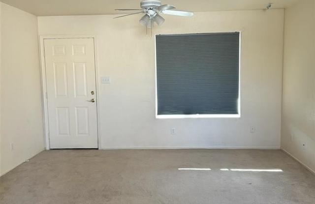 3039 S TANGERINE Gallery 3