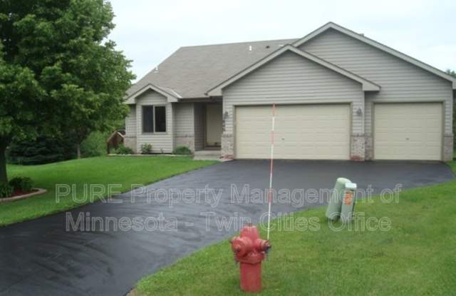1840 Catalina Dr - 1840 Catalina Drive, Woodbury, MN 55125