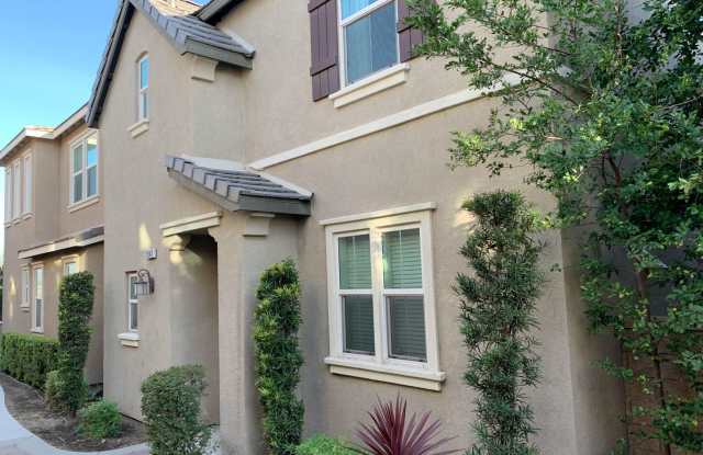 GORGEOUS HOME IN EASTVALE CORONA - BY APPOINTMENT ONLY - VITOUR COMRTUAL TOUR COMING SOON. - 5942 Ginger Drive, Eastvale, CA 92880