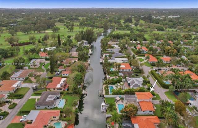 1090 NE 105th St - 1090 Northeast 105th Street, Miami Shores, FL 33138