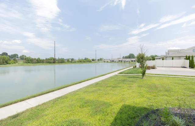 3390 White Oak Trail Gallery 3