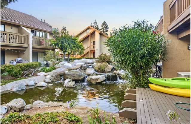 2 Bedroom Ground Floor Irvine Condo photos photos