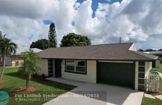 463 NW Ravenswood Ln photos photos