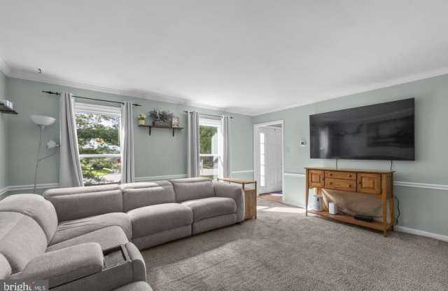 511 MARSHALL Drive Gallery 4
