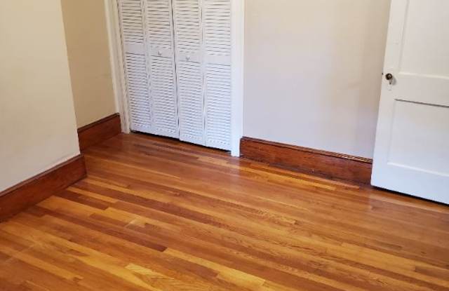 102 Mechanic St 1 Gallery 4