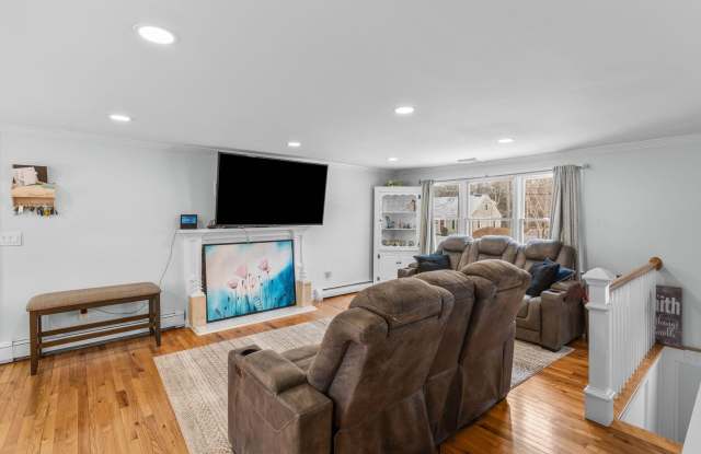 129 Longview Drive Gallery 3