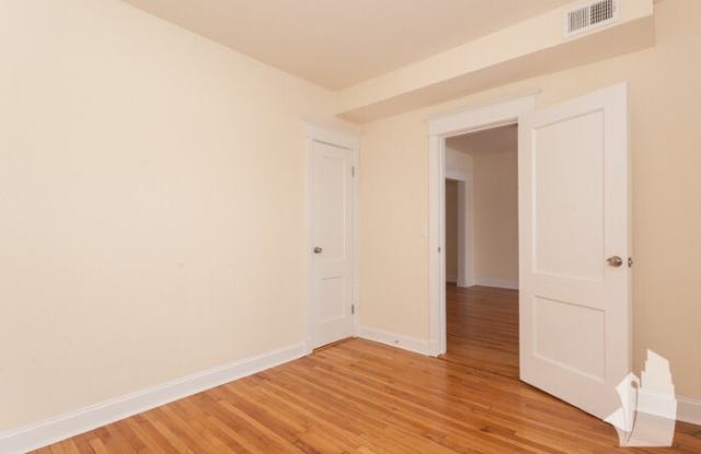 1519 North Kedzie Avenue Gallery 4