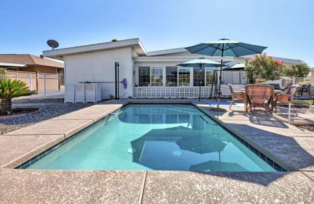 10826 W Willowbrook Dr - 10826 West Willowbrook Drive, Sun City, AZ 85373