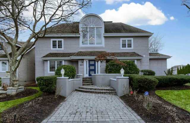 7402 Bayshore Dr - 7402 Bayshore Drive, Margate City, NJ 08402