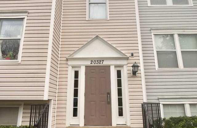 20327 BEACONFIELD TERRACE Gallery 2