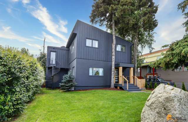 Stunning downtown rental photos photos