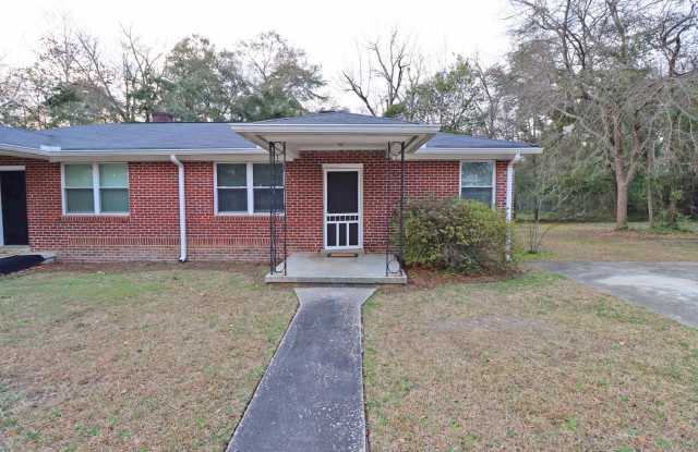 Cozy 2-Bedroom Duplex in Southeast Columbia – Brandon Acres! photos photos