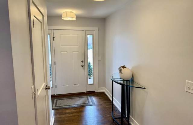 628 Krpan Court Gallery 3