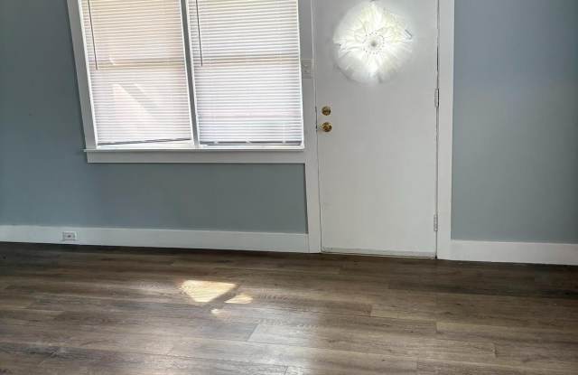 18 ABERDEEN AVENUE photos photos