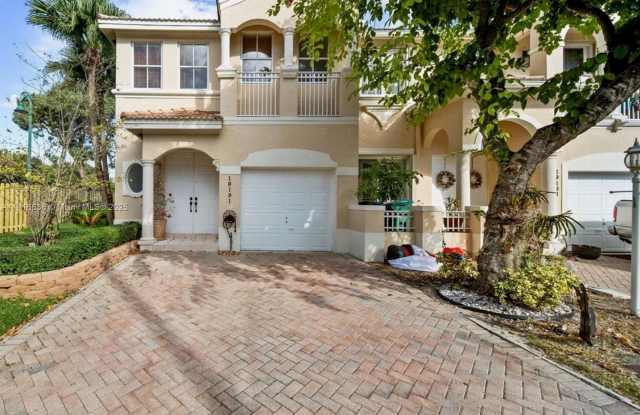 10191 NW 32nd Ter - 10191 Northwest 32nd Terrace, Doral, FL 33172