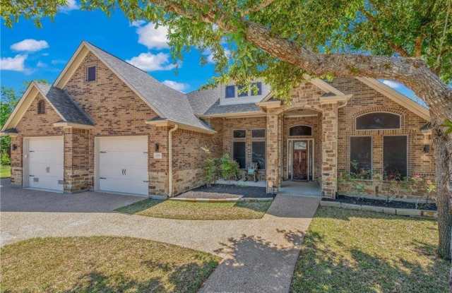 15701 Timber Creek Lane Gallery 2