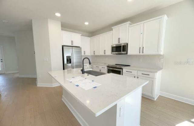 15236 TRIBUTE OVATION Way Gallery 4