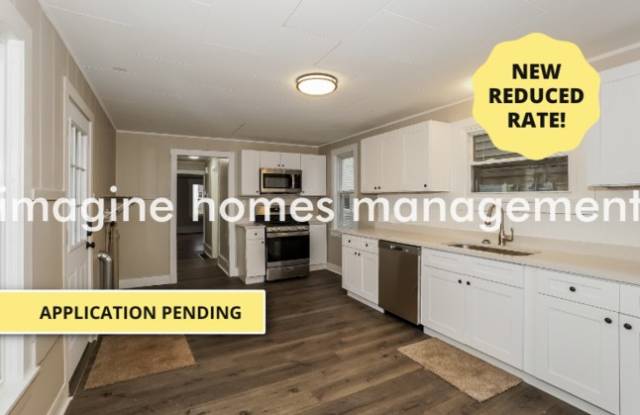 77 East Bridge Street - 77 East Bridge Street, Berea, OH 44017