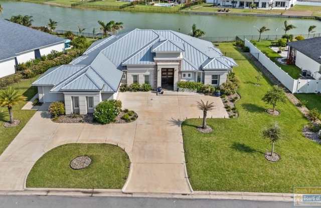 4 Sawgrass Court - 4 Sawgrass Court, Laguna Vista, TX 78578