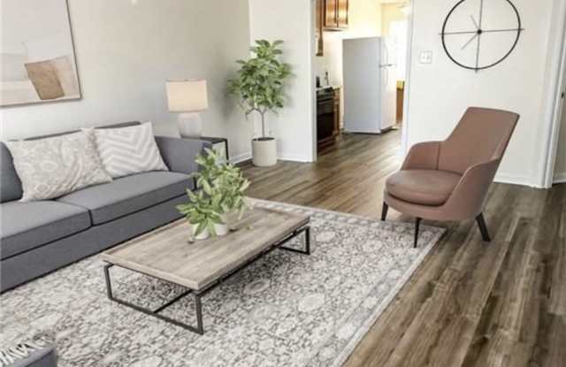 202 Katelyn Cir Gallery 2