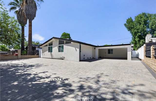 16427 Clymer Street Gallery 1