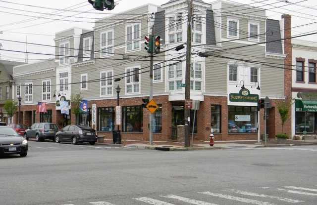 2 E Main Street unit: 7 - 2 East Main Street, Oyster Bay, NY 11771