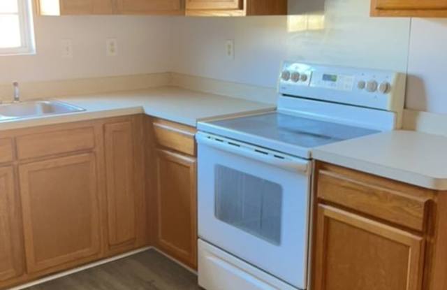 Chesapeake Area - 958 Poplar Avenue, Chesapeake, VA 23323