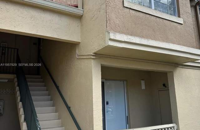 18304 NW 68th Ave photos photos