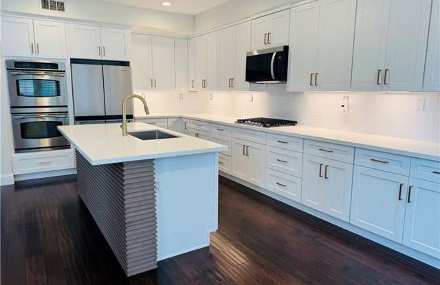 11500 Santini Lane Gallery 2