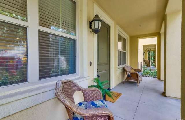 51 Mayfair - 51 Mayfair, Irvine, CA 92620