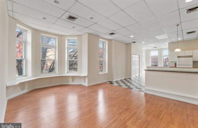 2129 N CHARLES STREET photos photos