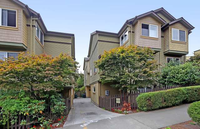 3655 Dayton Avenue North - 3655 Dayton Avenue North, Seattle, WA 98103