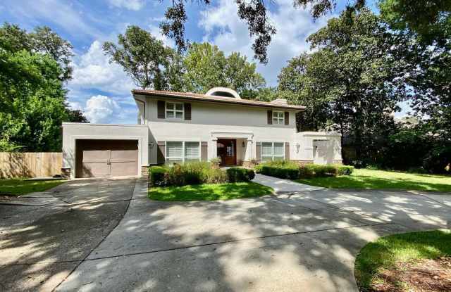 Coming Soon in Gulf Breeze Executive home on Pensacola Bay Gallery 3