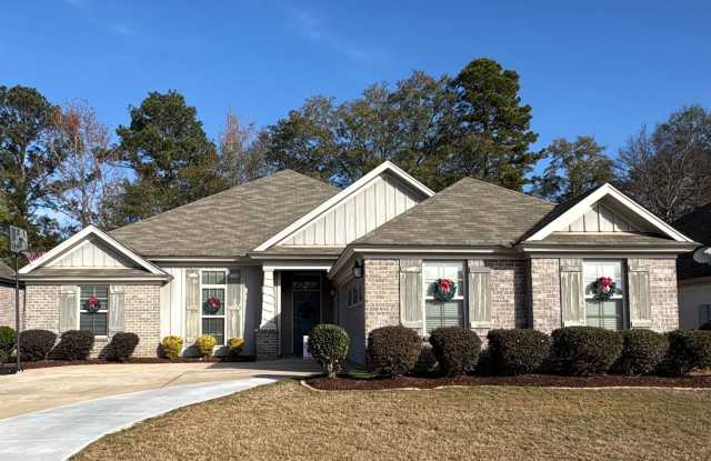 Woodland Creek Rental - 9151 Crescent Lodge Circle, Montgomery County, AL 36064
