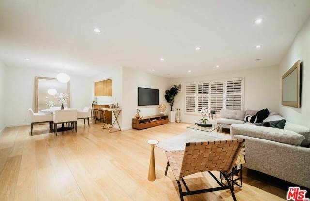 645 Westmount Drive - 645 Westmount Drive, West Hollywood, CA 90069