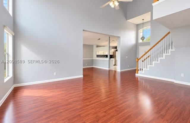 12550 CASTLEMAIN TRL Gallery 2