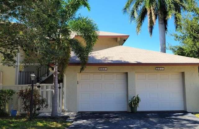 1821 NE 40th Ct photos photos