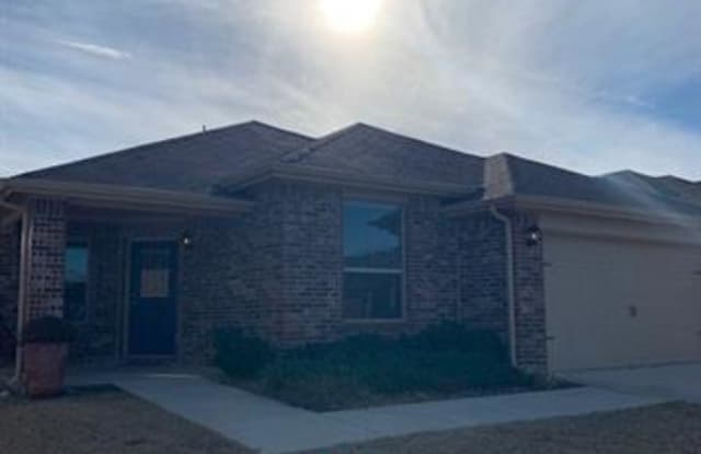 621 Creekview Drive - 621 Creekview Dr, Azle, TX 76020