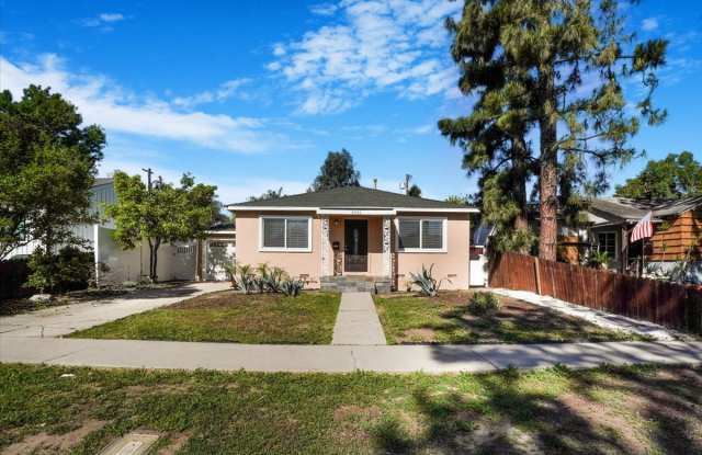 5731 Lasaine Ave photos photos